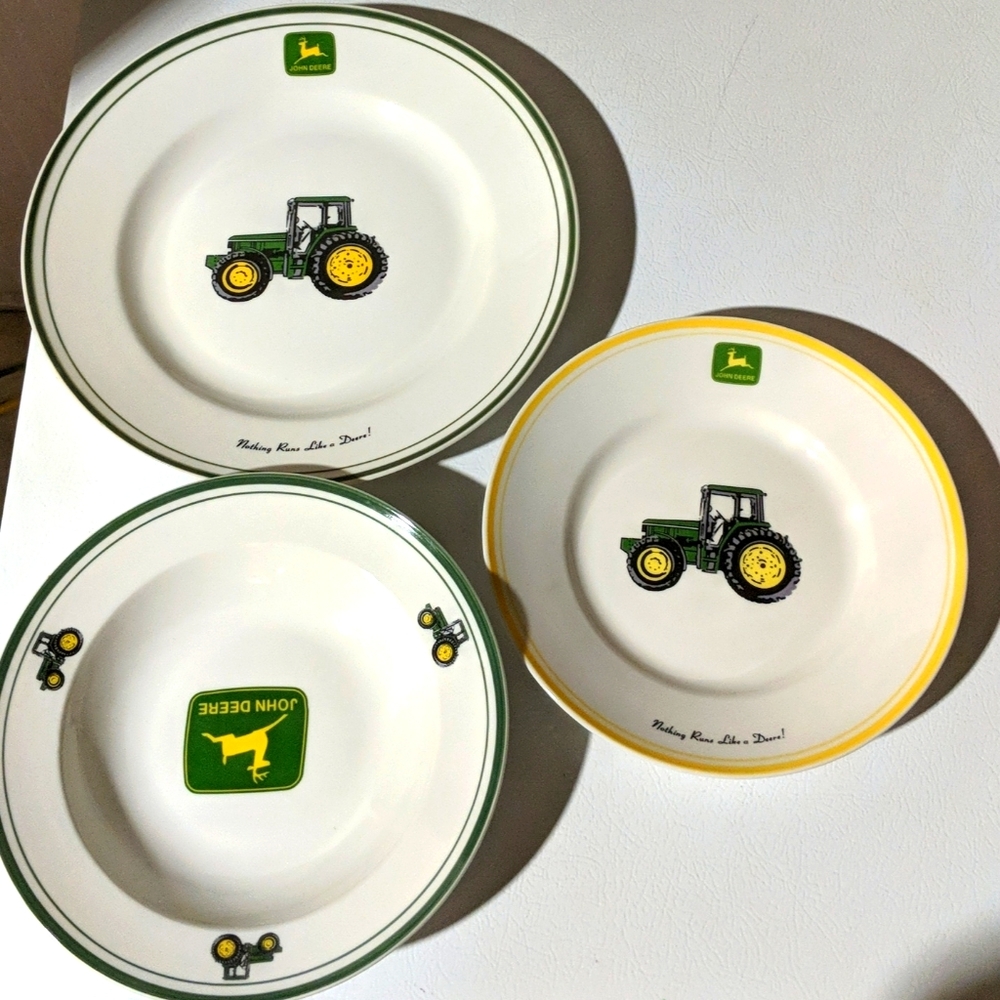 12 Piece Gibson Vintage John Deere Plates